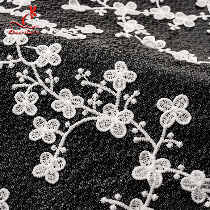 100 ٪ بوليستر مطرز أقمشة الدانتيل Bussy Floral Lace لفستان الزفاف مع صافي السويسري